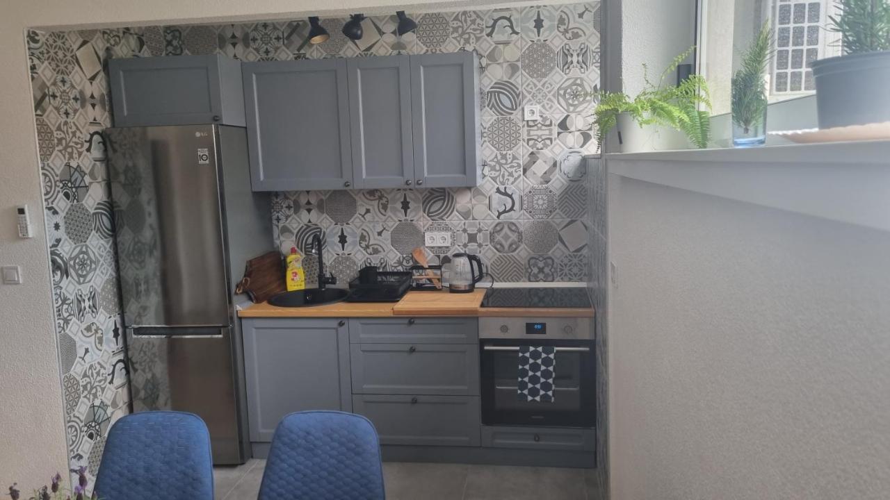 Foreks Apartman Lejlighed Makarska Eksteriør billede